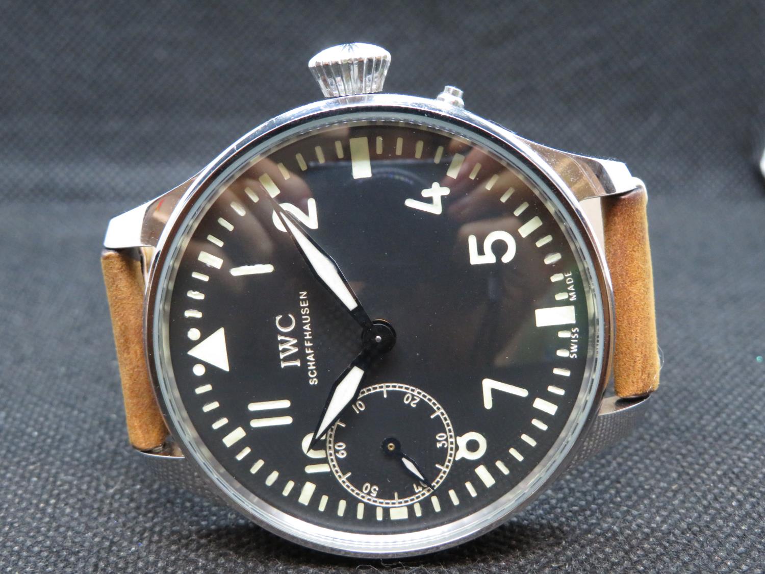 IWC Military wristwatch dial refurbished and replaced with military design - original movement - Bild 4 aus 9