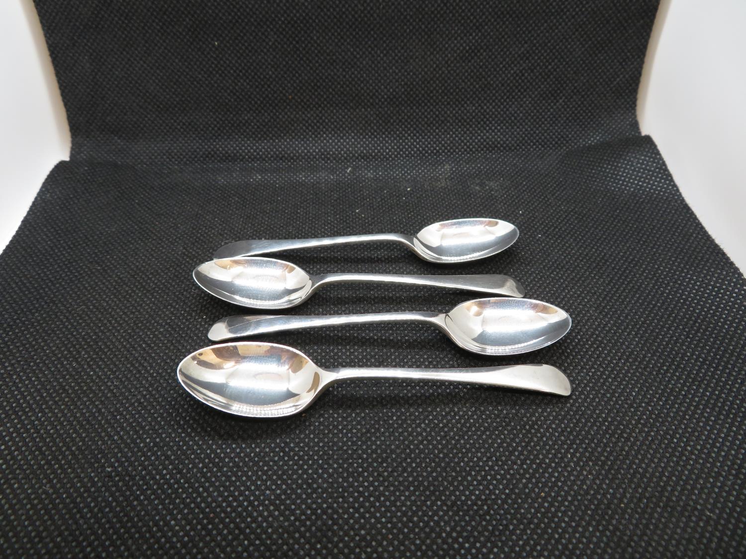 Set of 4x plain Old English pattern coffee spoons Sheffield 1971 34g - Image 2 of 3