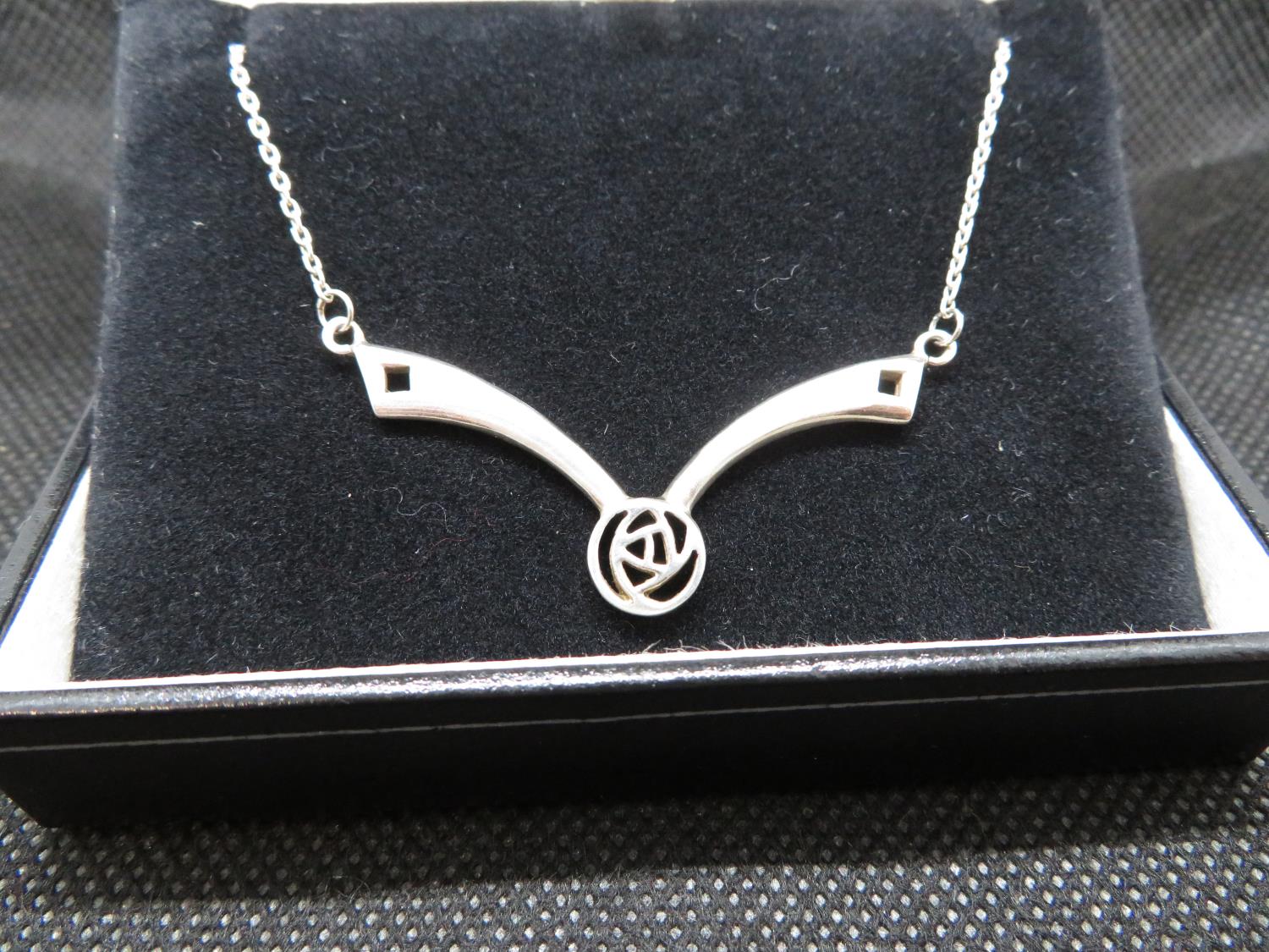 Charles Mackintosh style silver necklace on box 18" chain - Image 2 of 2