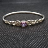 HM silver floral design bangle set with oval amethyst 10.5g