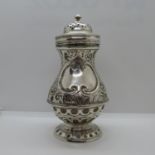 Early Georgian sugar shaker HM 4" high 80g