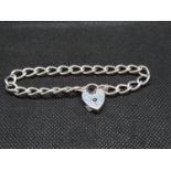 Silver bracelet with lock and chain London 1976 13.5g