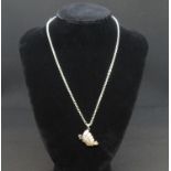 Silver and mother of pearl pendant on 17" link chain 8.9g