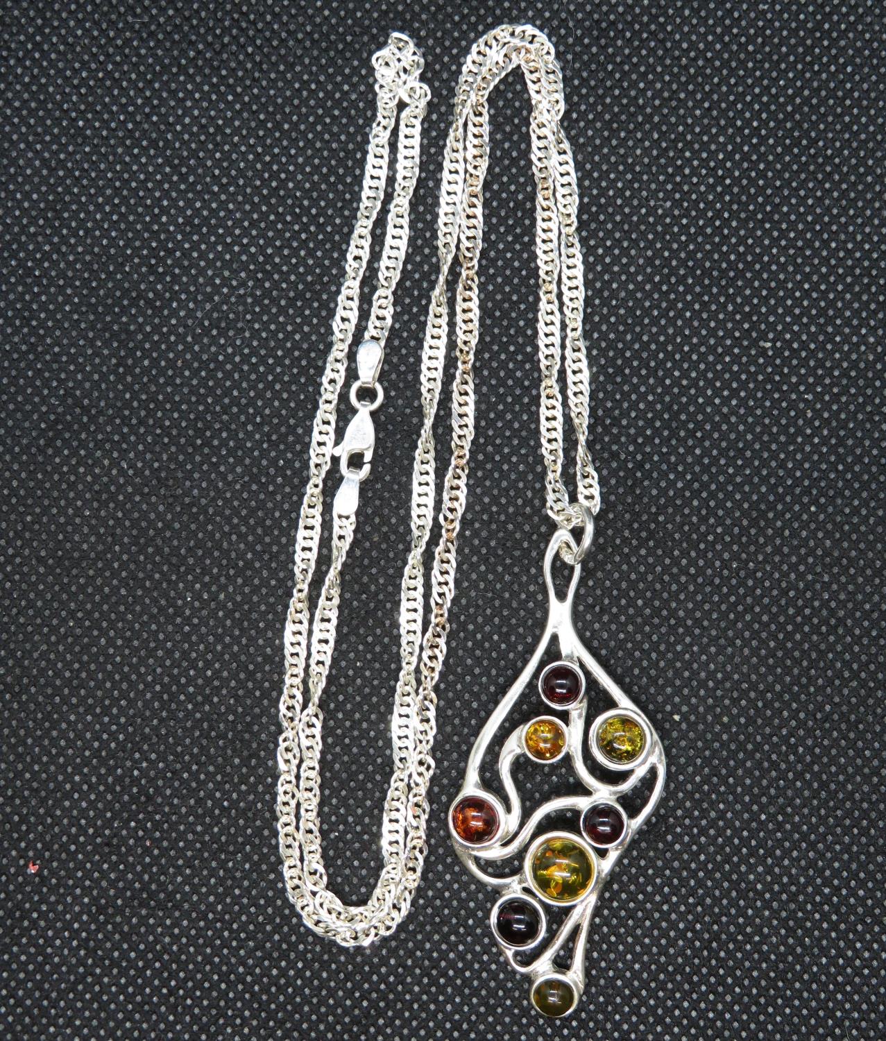 Modernist silver pendant set with Baltic Amber on 24" silver curb link chain 13.8g