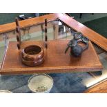 Oak desk stand with Hagenauer type bronze mouse