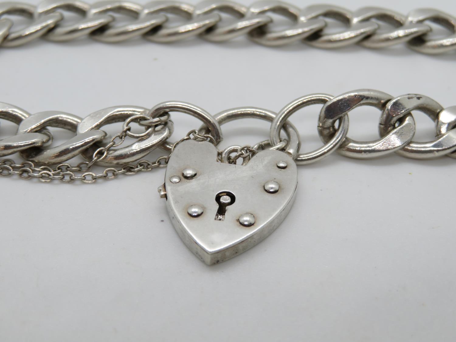 Large vintage silver bracelet with lock and chain Londonn1976 30.6g - Image 2 of 3