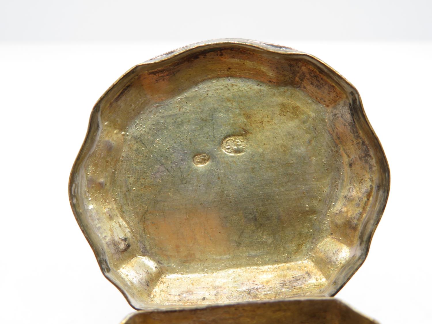 Silver HM Continental marks pill box - Image 5 of 5