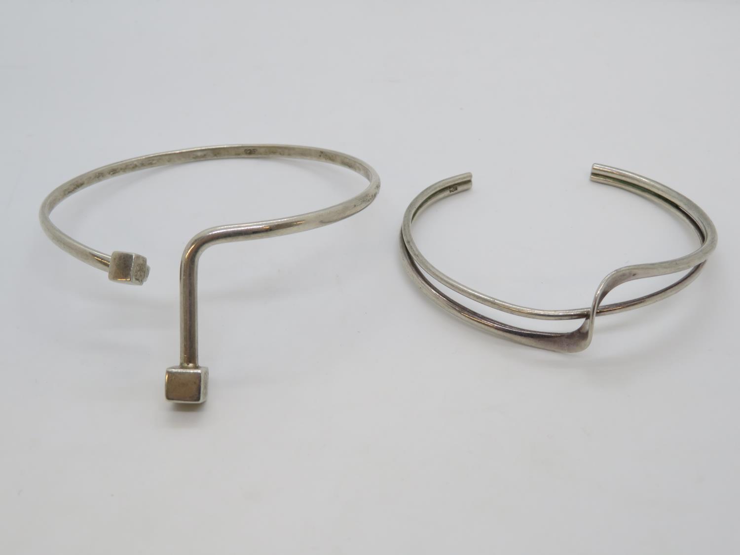 2x silver bracelets 30g