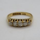 18ct gold ring size O .4ct diamonds 3.9g