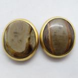 18ct with marble inserts with faces - possibly shoe buckles - 16.5g