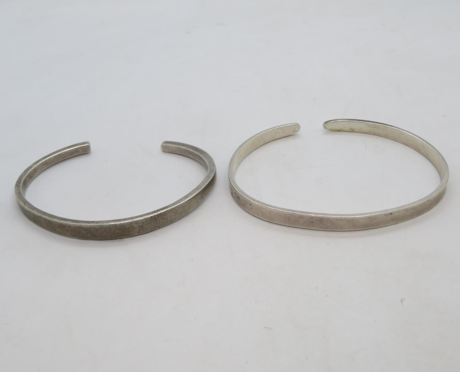 2x silver bracelets 58g