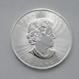 Canada maple leaf coin fine silver 999