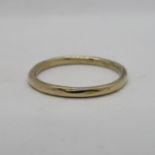 9ct gold wedding band 1.9g size S