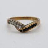 9ct Gold ladies ring, size K, 1.8g in weight