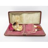 Exquisite Meerschaum pipe in shape of lady with 2x Meerschaum cheroots with silver mounts to look