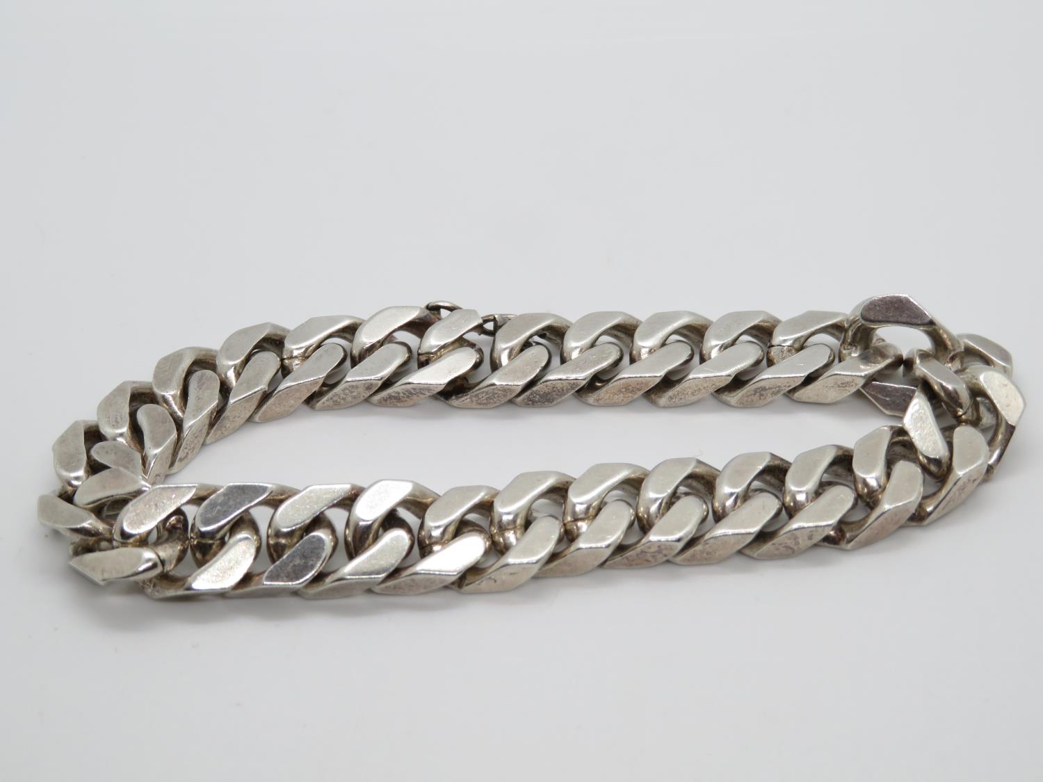 Gentleman's heavy silver curb link bracelet London 1978 8.75" 66g