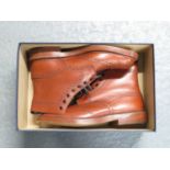 Brand new size 9 men's Trickers brogue boot style STOW with box