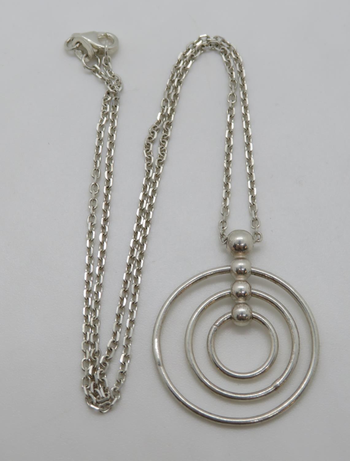 Silver necklace and silver pendant