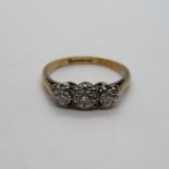 18ct and diamond ring 2.4g size L