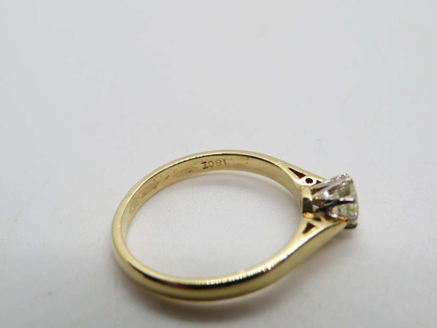 HM 18ct gold solitaire diamond ring size L and a half 2.58g - Image 3 of 3