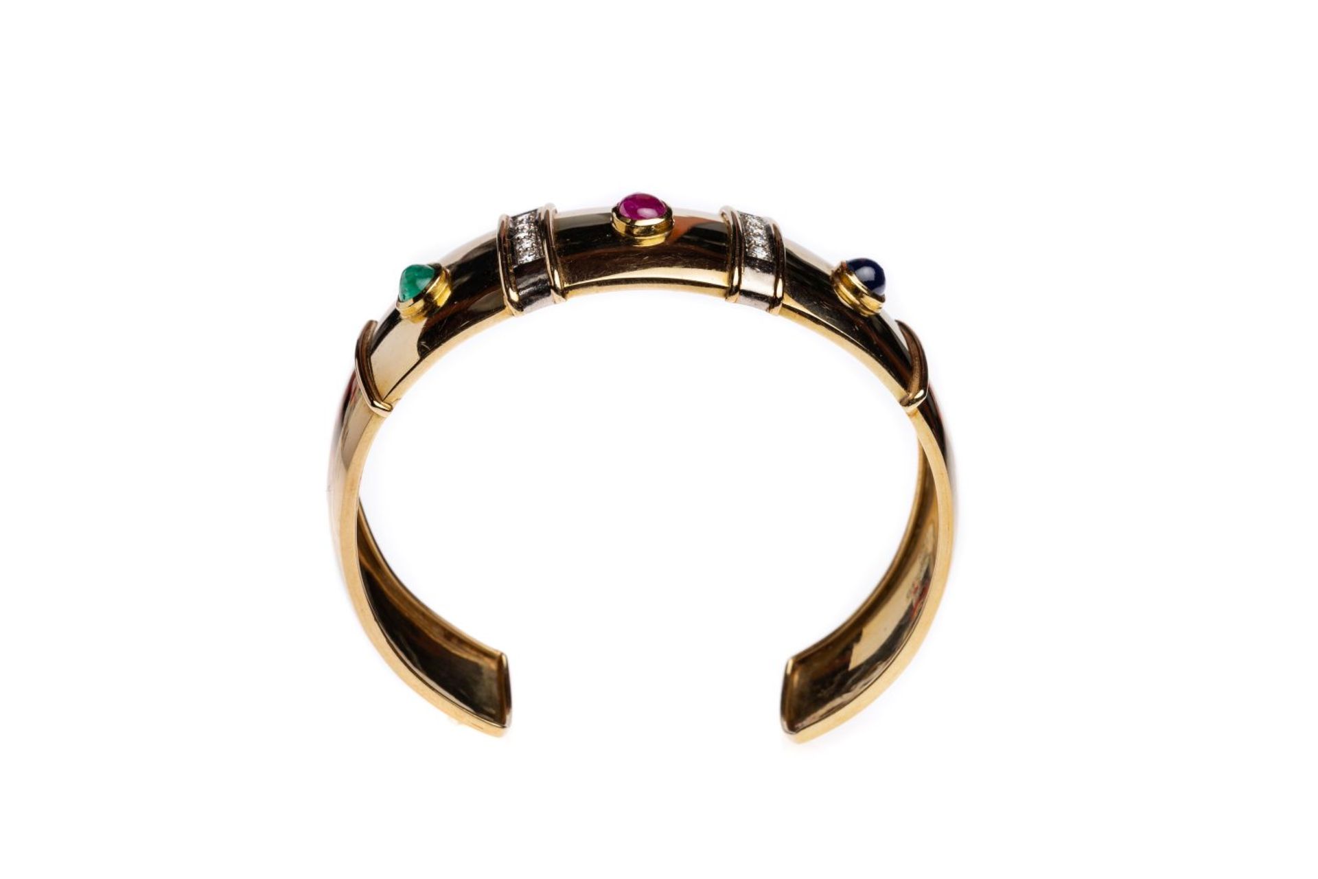 Bangle14kt gold Bangle, with brilliants total carat weight approx. 0.6 ct, and one ruby oval 6,5 x 5 - Bild 2 aus 3