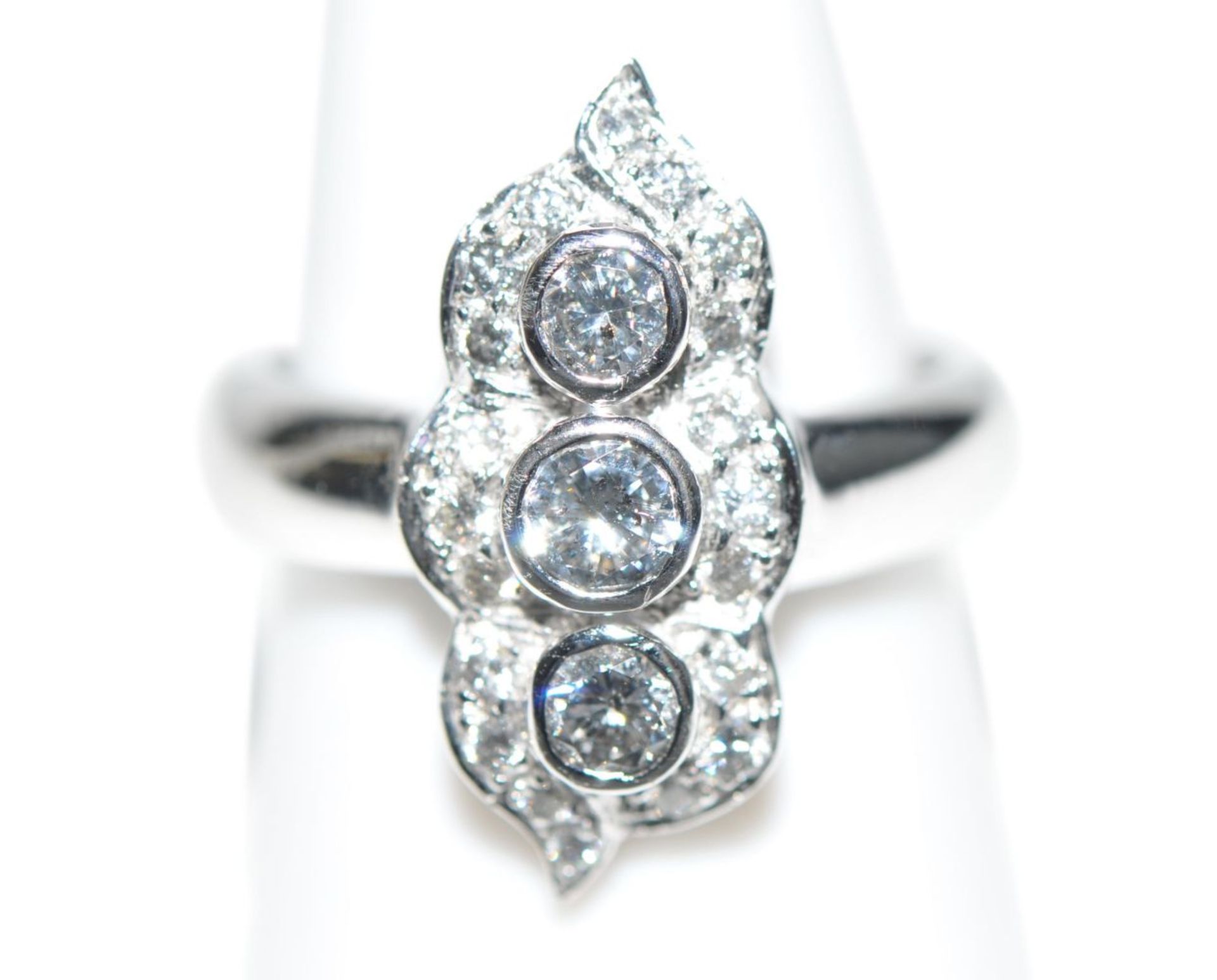 Diamond ring18Kt white gold ring with diamonds total carat weight approx. 1,17ct, total weight 9,7g, - Bild 3 aus 3