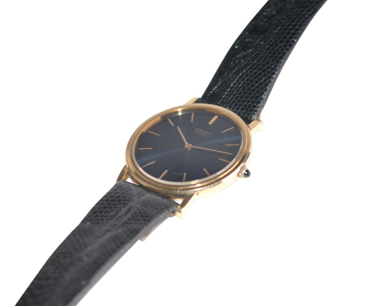 SeikoSeiko wristwatch gold-plated with blue dial, diameter 33mm, quartz movementSeikoSeiko - Image 3 of 3