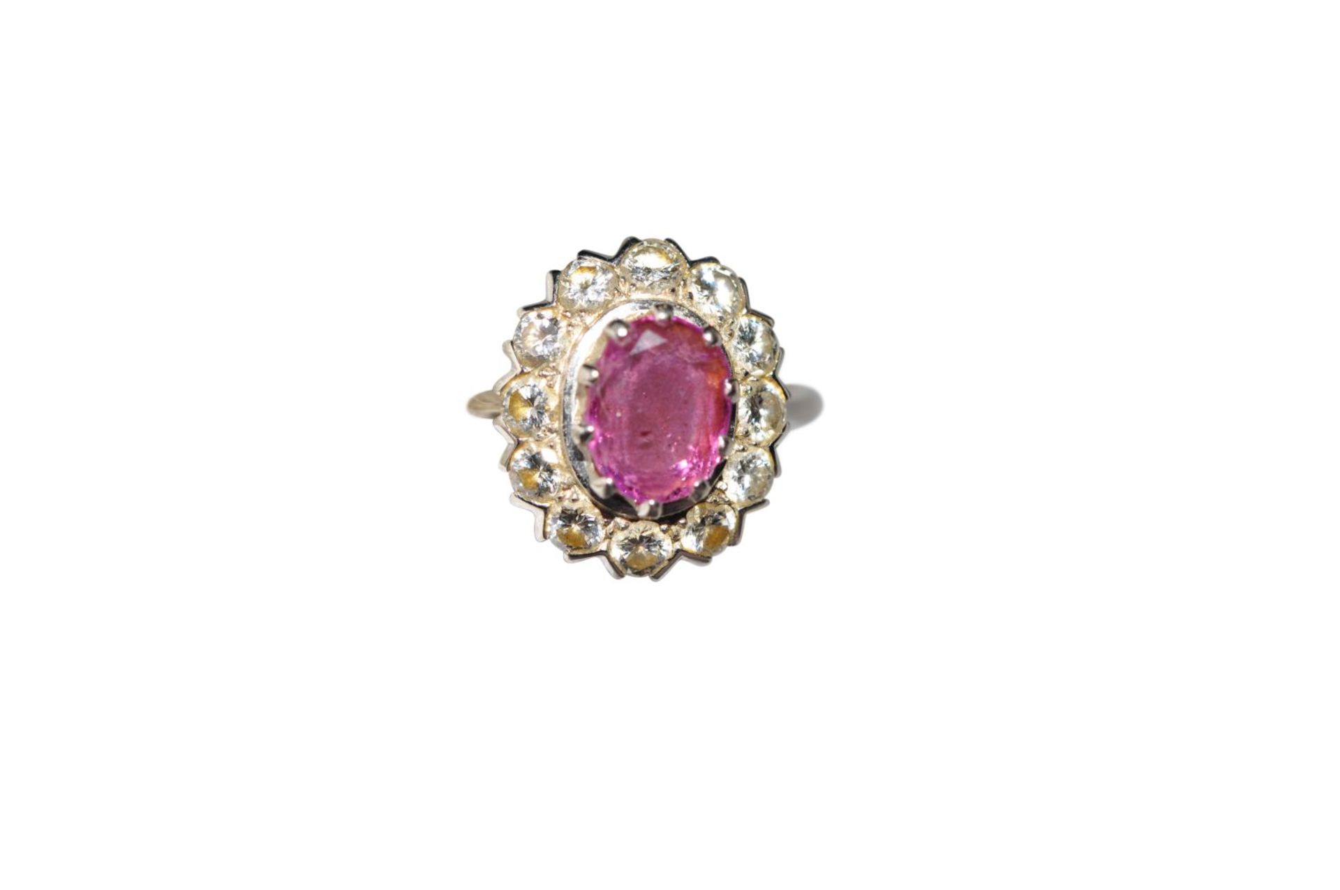 Brilliant ring with ruby14Kt white gold ring with diamonds, approx. 0.78ct, and a ruby, approx.1. - Bild 2 aus 3