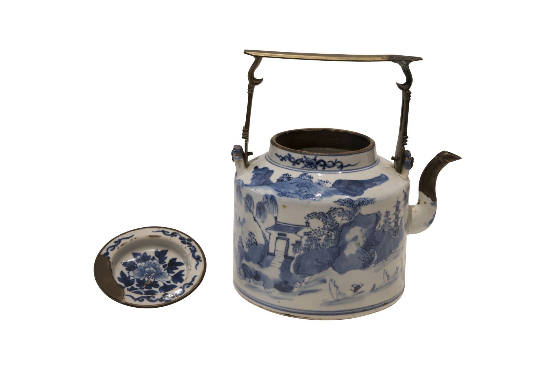 Blaus -weiße TeekanneBon China Teekanne blau-weiß, Porzellan mit Metallhenkel und Metallausgießer. - Bild 3 aus 4