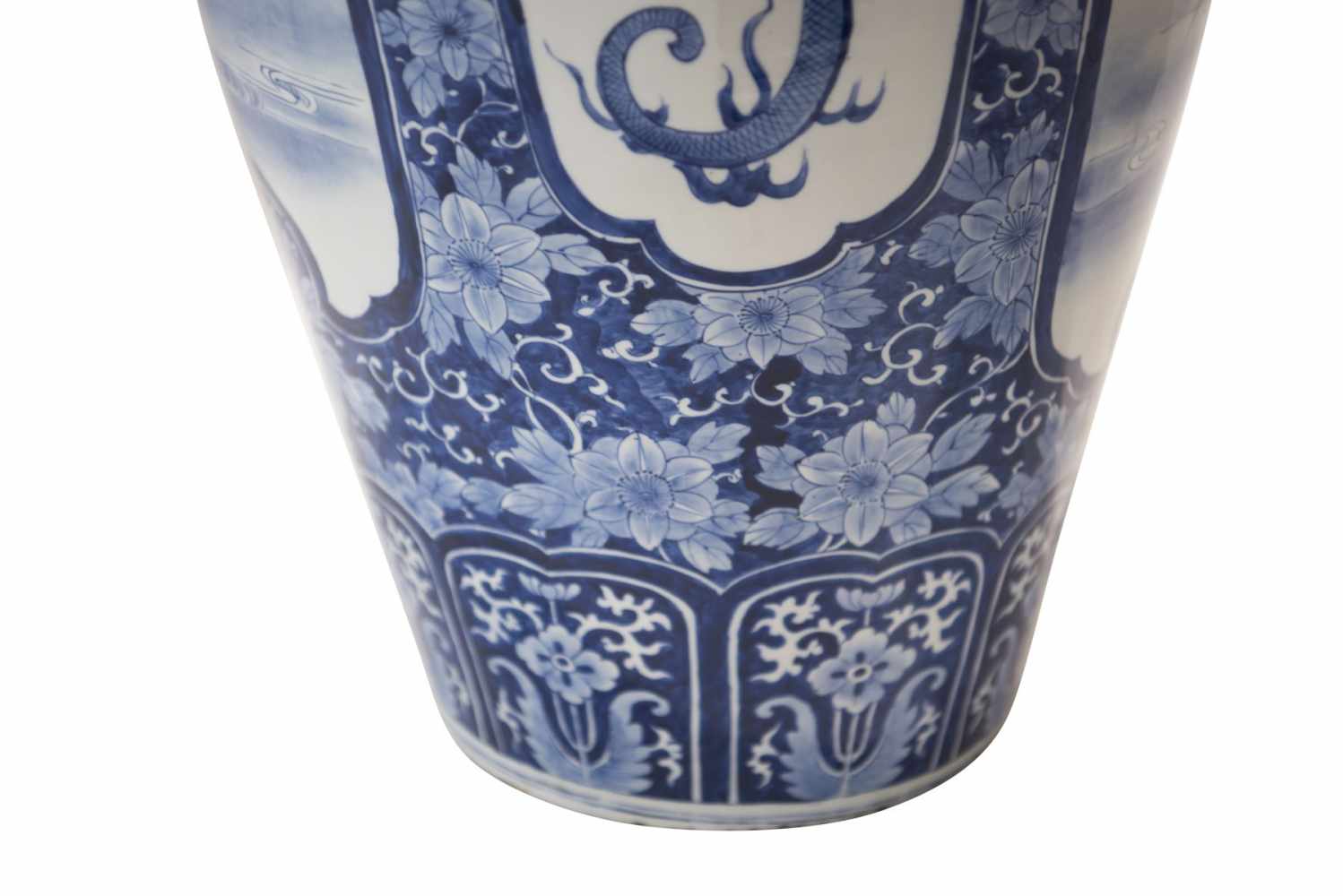 Chinesische Palastvase von imposanter Höhe - 124 cm Palastvase um 1870. Porzellan, blau weiß - Image 4 of 7