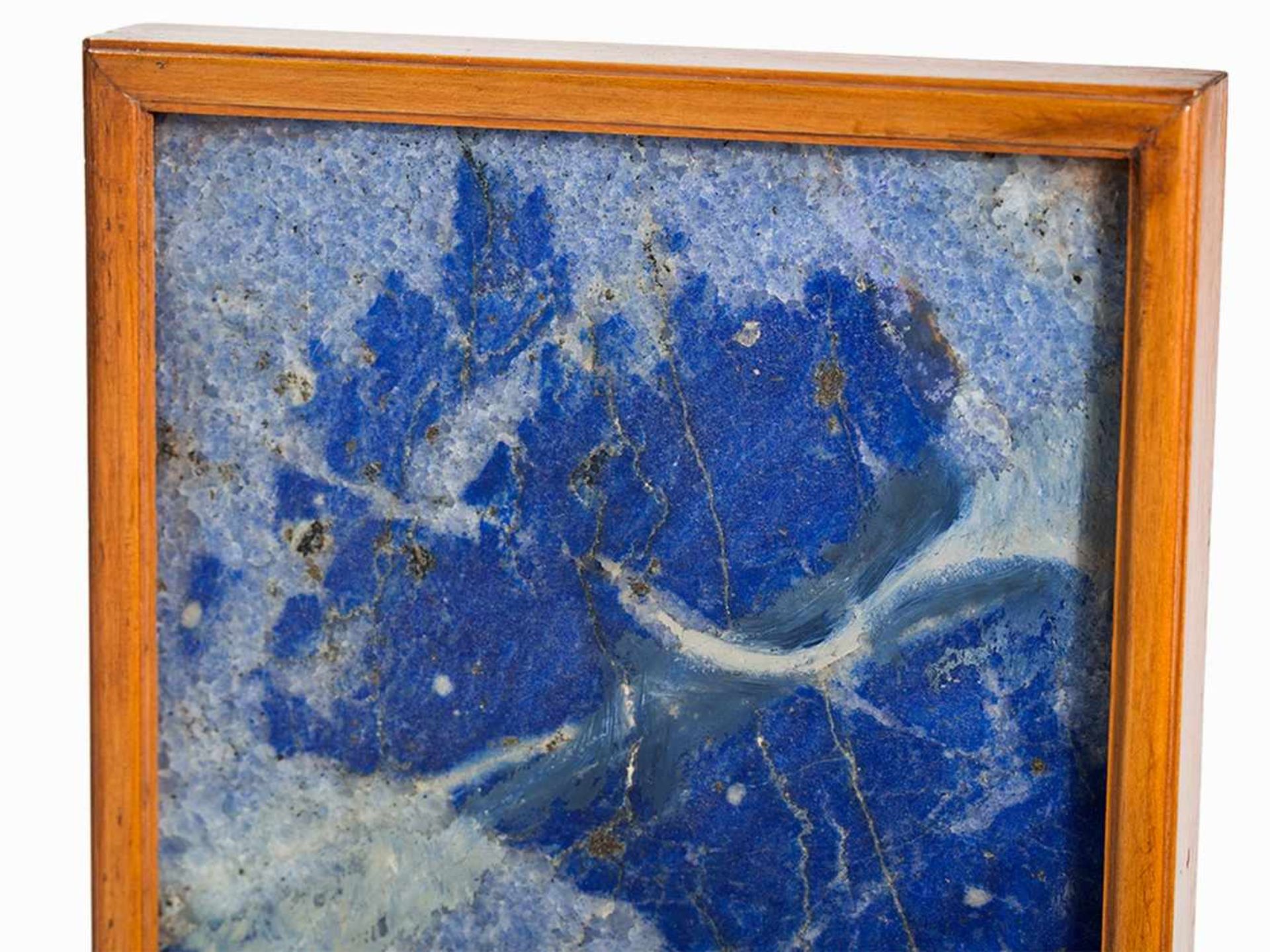 Tischschirm mit Lapislazuli-Relief eines Luohan, 18./19. Jh.Lapislazuli, Holz China, 18./19. - Bild 9 aus 11