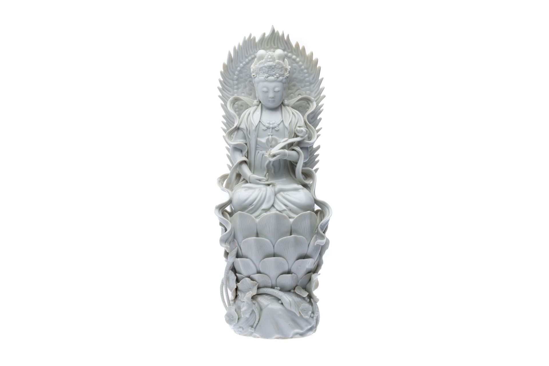 Blanc de Chine" Göttin Guanyin" Figur aus Dehua PorzellanBlanc de Chine Porzellan "Thronende