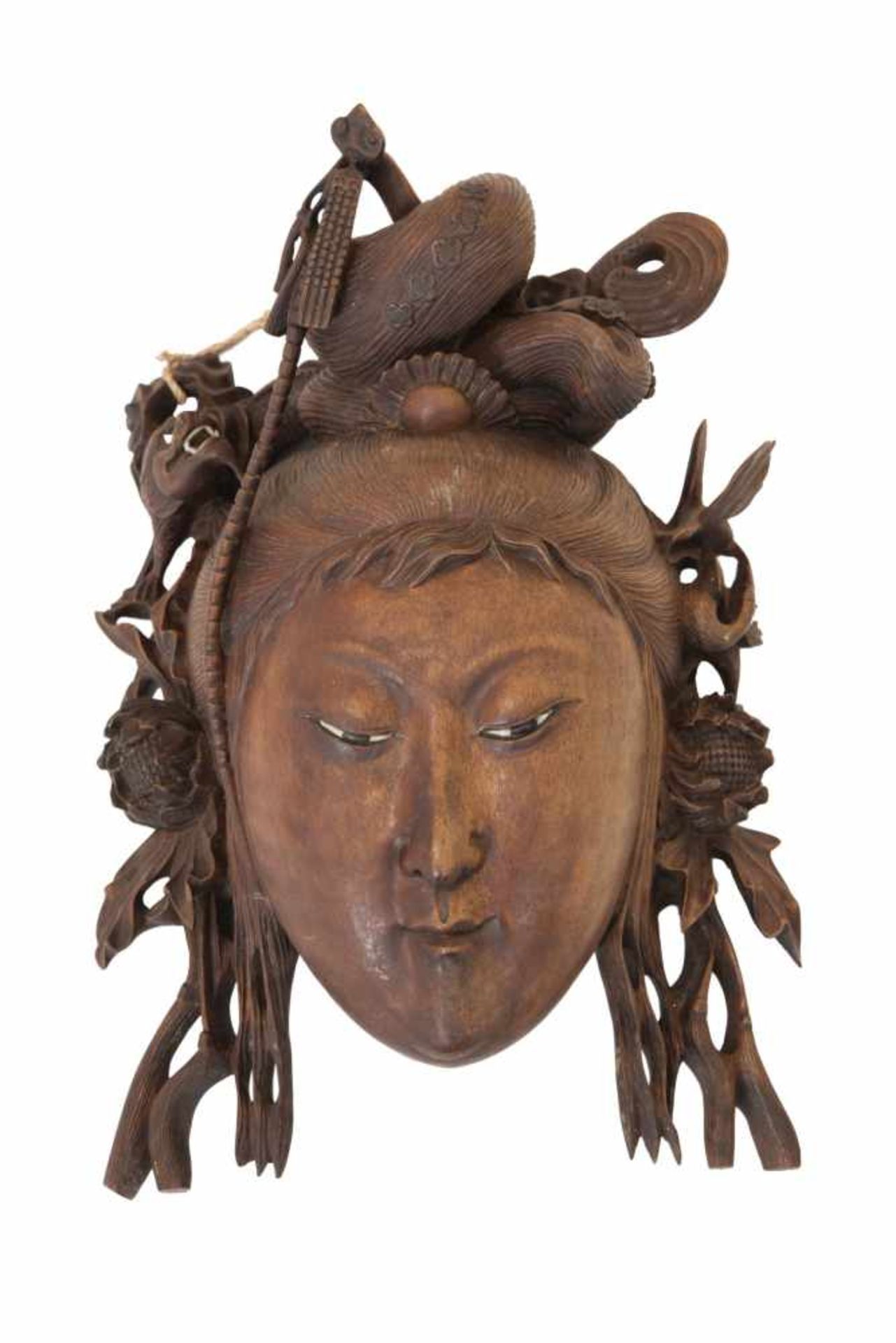 Holzmaske ChinaAufwendig geschnitzte Chinesische Holzmaske mit reichen Verzierungen und einer - Image 2 of 4