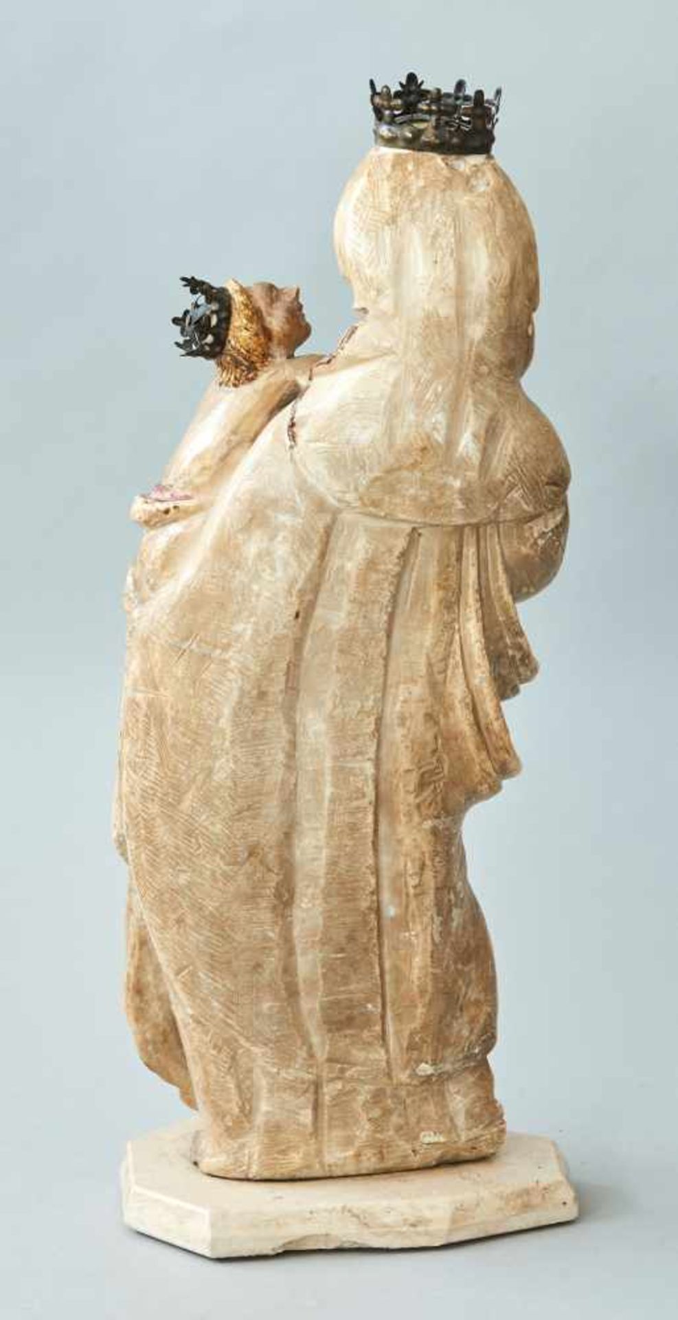 Italienische Madonna Alabaster - 16. Jhdt.Reste alter Fassung, Krone. Höhe 49,5 cm - Bild 2 aus 2