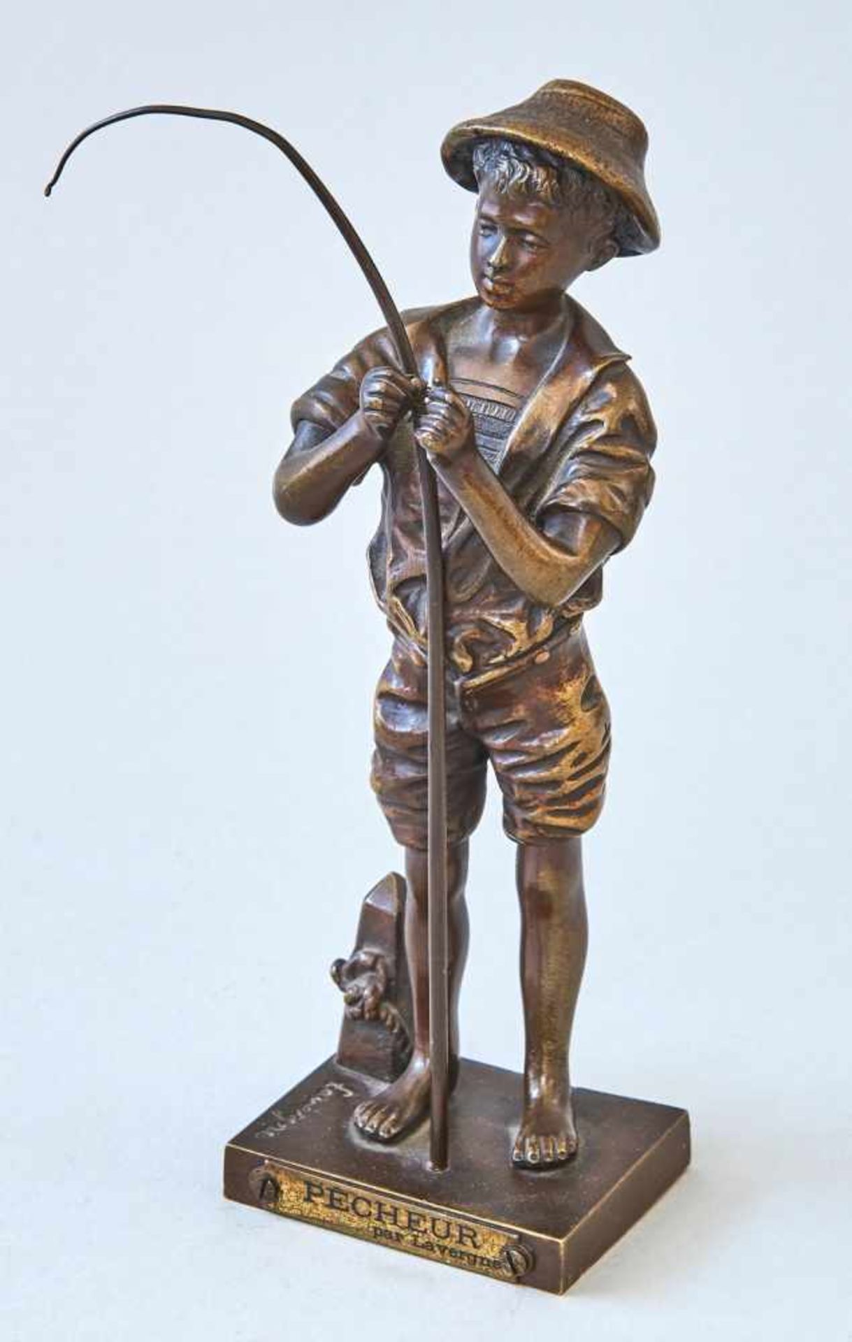 PecheurAdolphe Jean Lavergne, (act.1863-1928)Bronze, braun patiniert, signiert. Höhe 17,5 cm