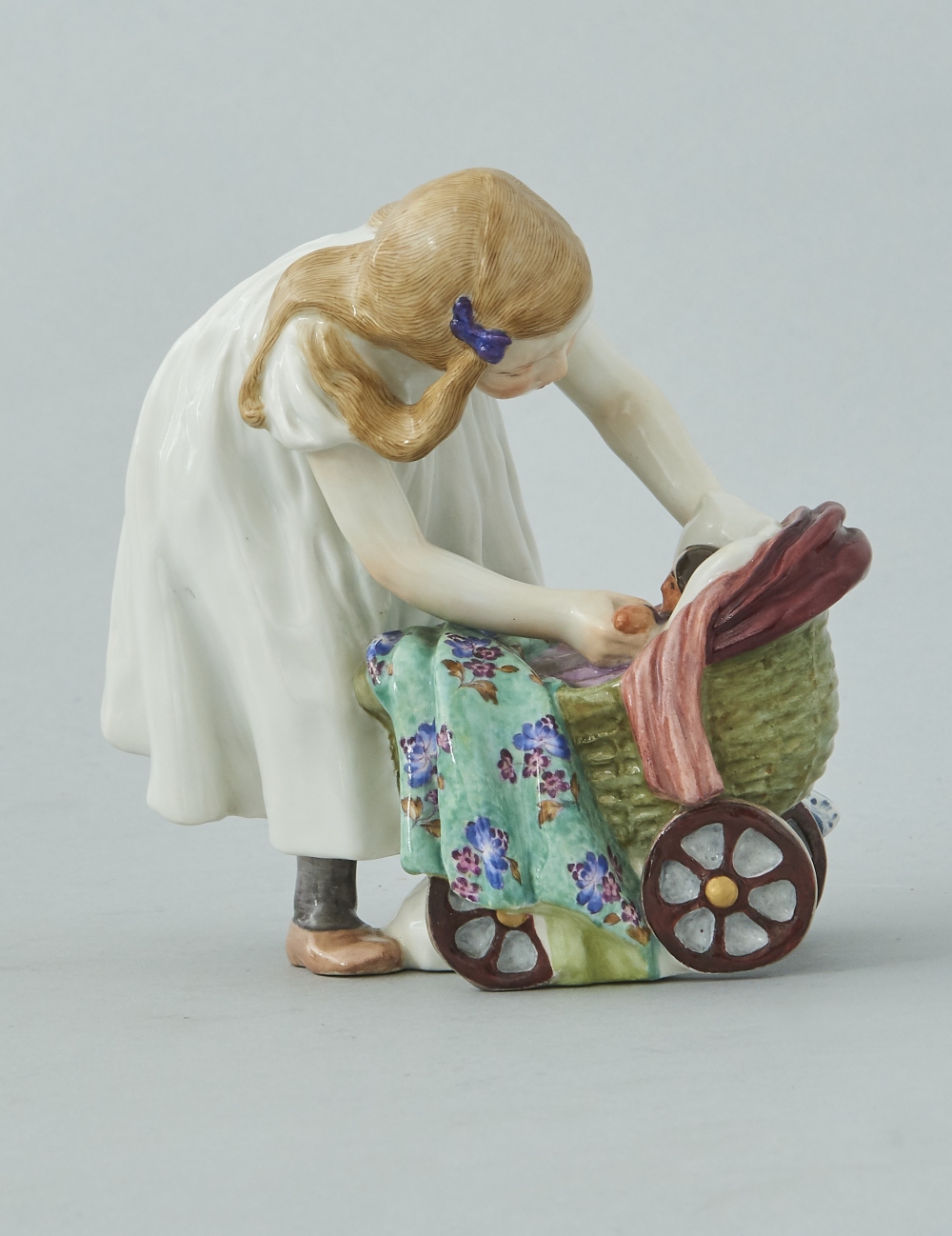 Kind mit Puppenwagen - Image 2 of 3