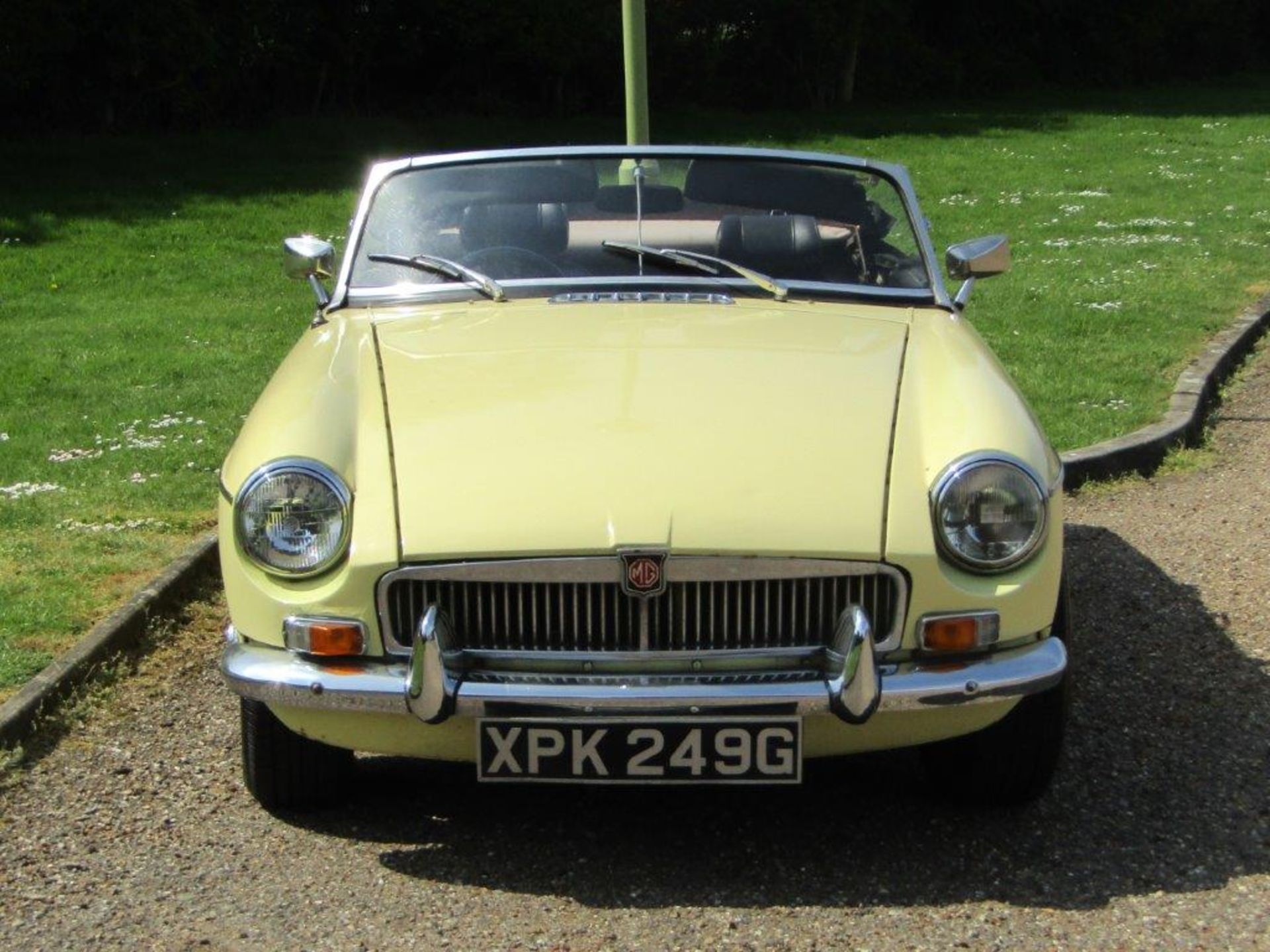 1969 MG B Roadster - Image 2 of 8