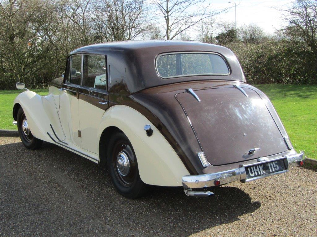 1952 Armstrong Siddeley Whitley - Image 2 of 9