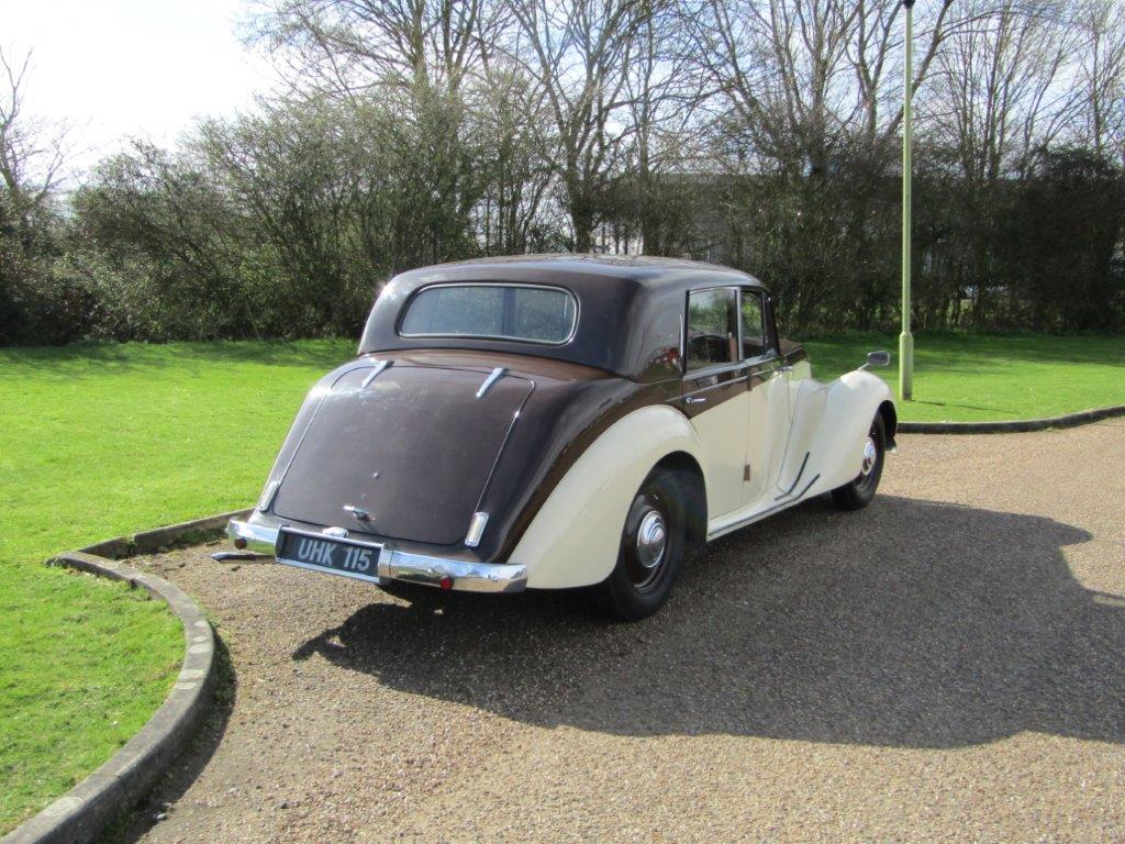 1952 Armstrong Siddeley Whitley - Image 5 of 9