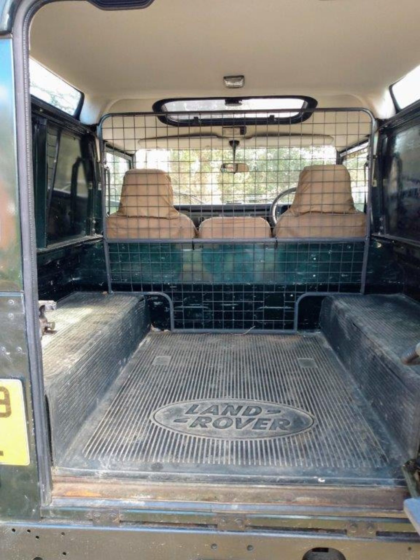 2000 Land Rover Defender 90 TD5 - Image 3 of 6