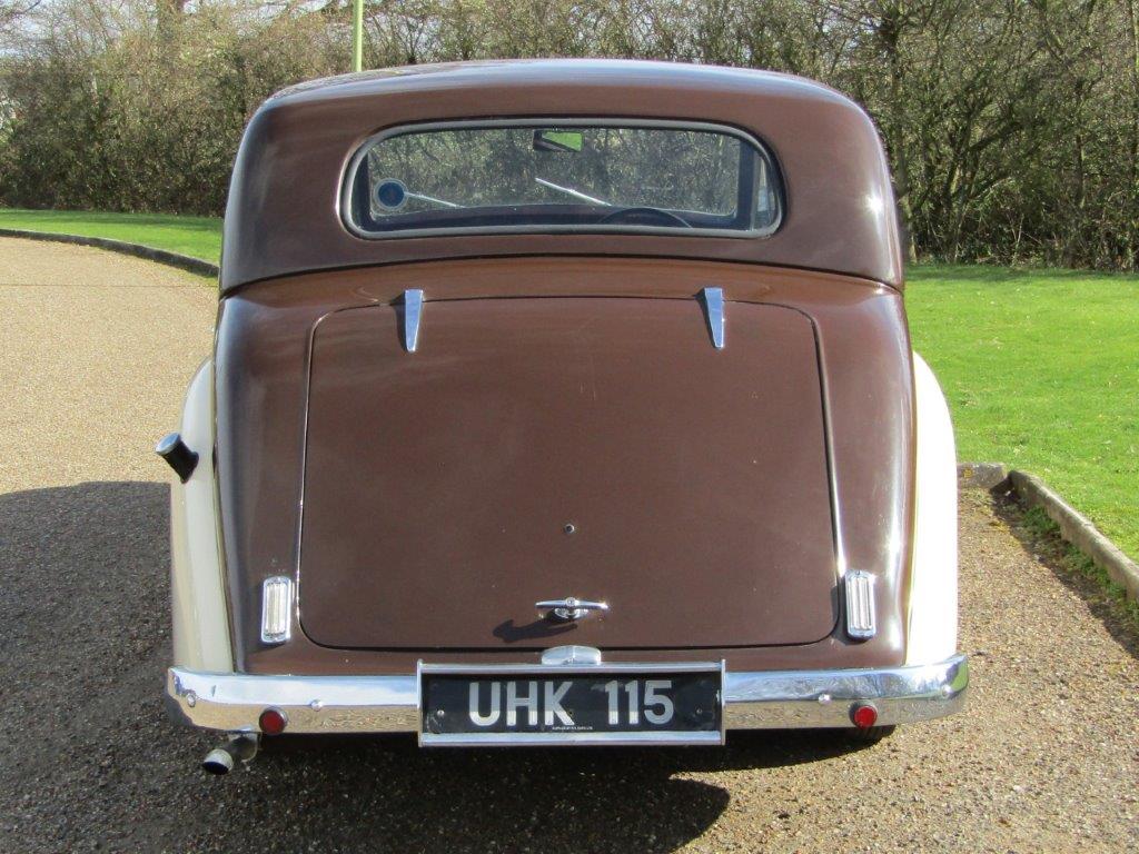 1952 Armstrong Siddeley Whitley - Image 3 of 9