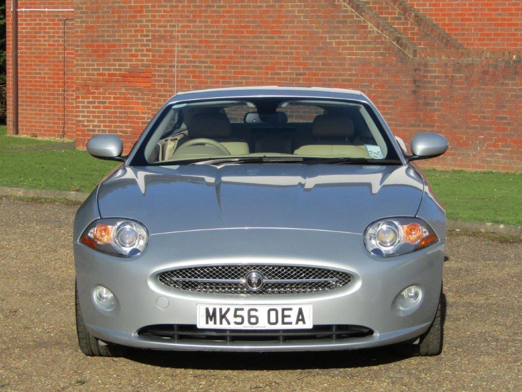 2006 Jaguar XK 4.2 Coupe Auto - Image 2 of 9