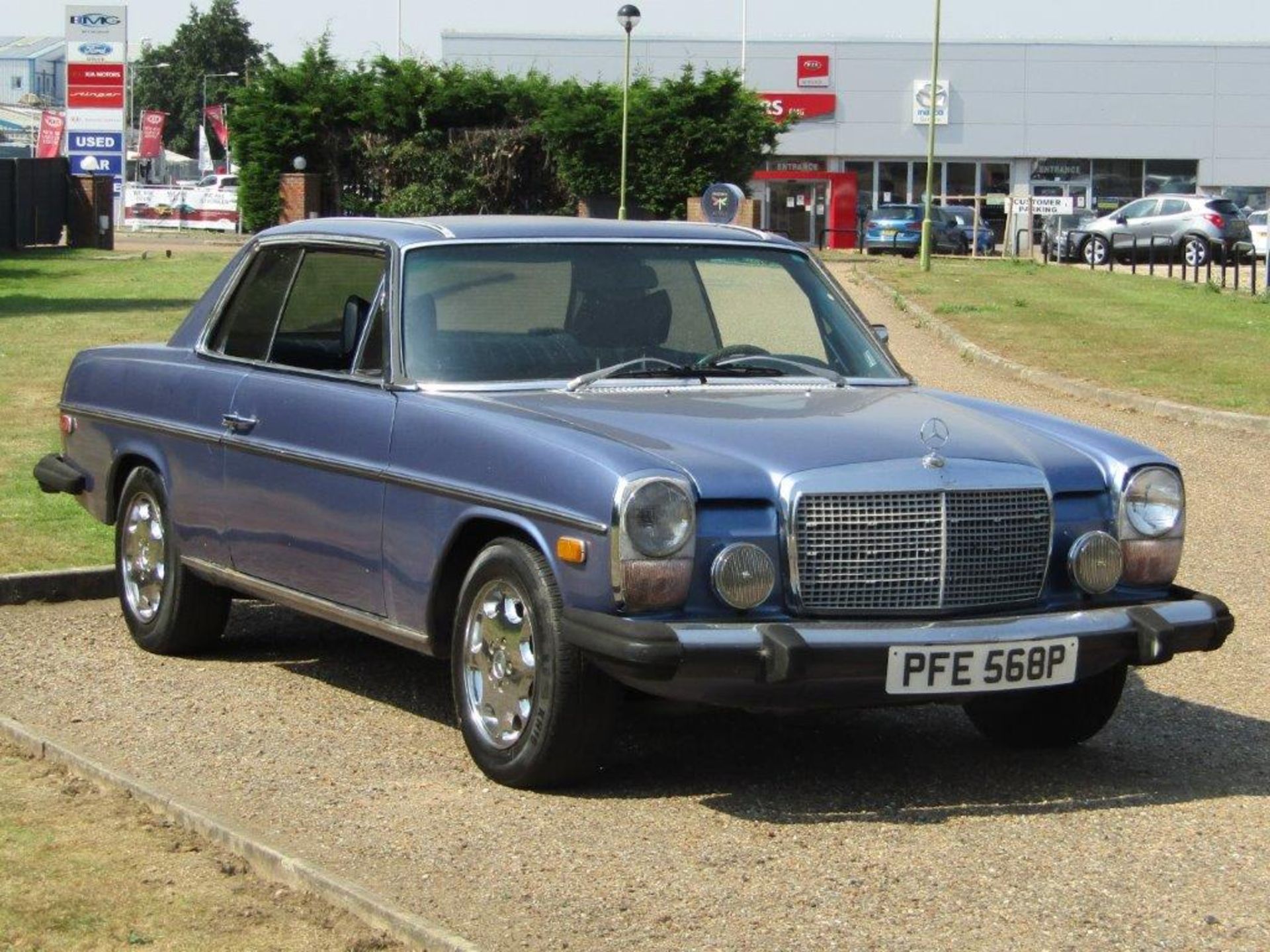 1976 Mercedes W114 280C LHD - Image 3 of 9