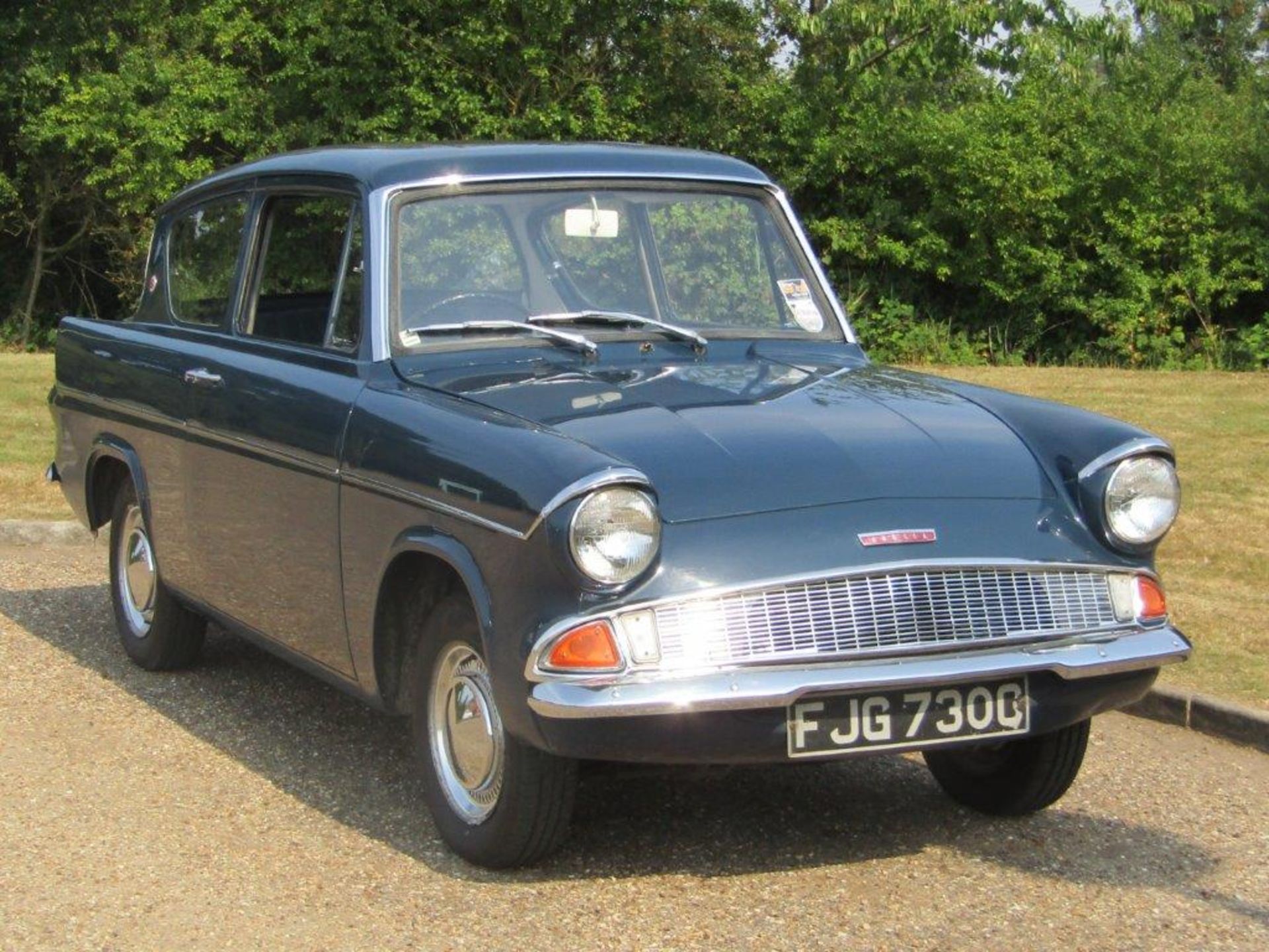 1965 Ford Anglia 105E De-Luxe
