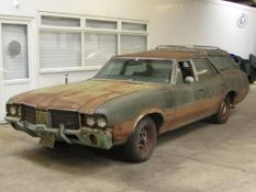 Circa 1968 Oldsmobile Vista Cruiser Second generation