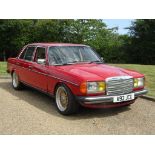 1983 Mercedes W123 200