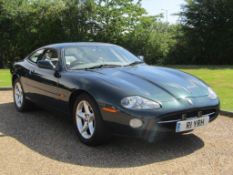 2001 Jaguar XK8 4.0 Coupe Auto