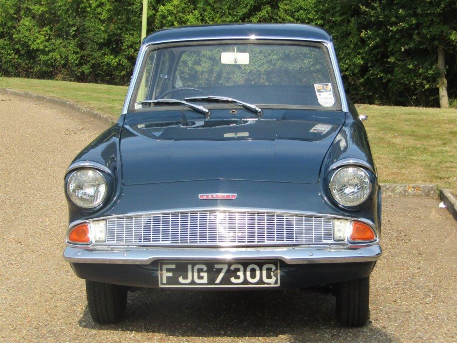 1965 Ford Anglia 105E De-Luxe - Image 2 of 10