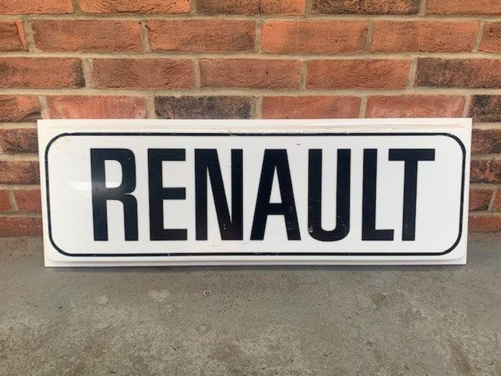 Renault Dealership sign
