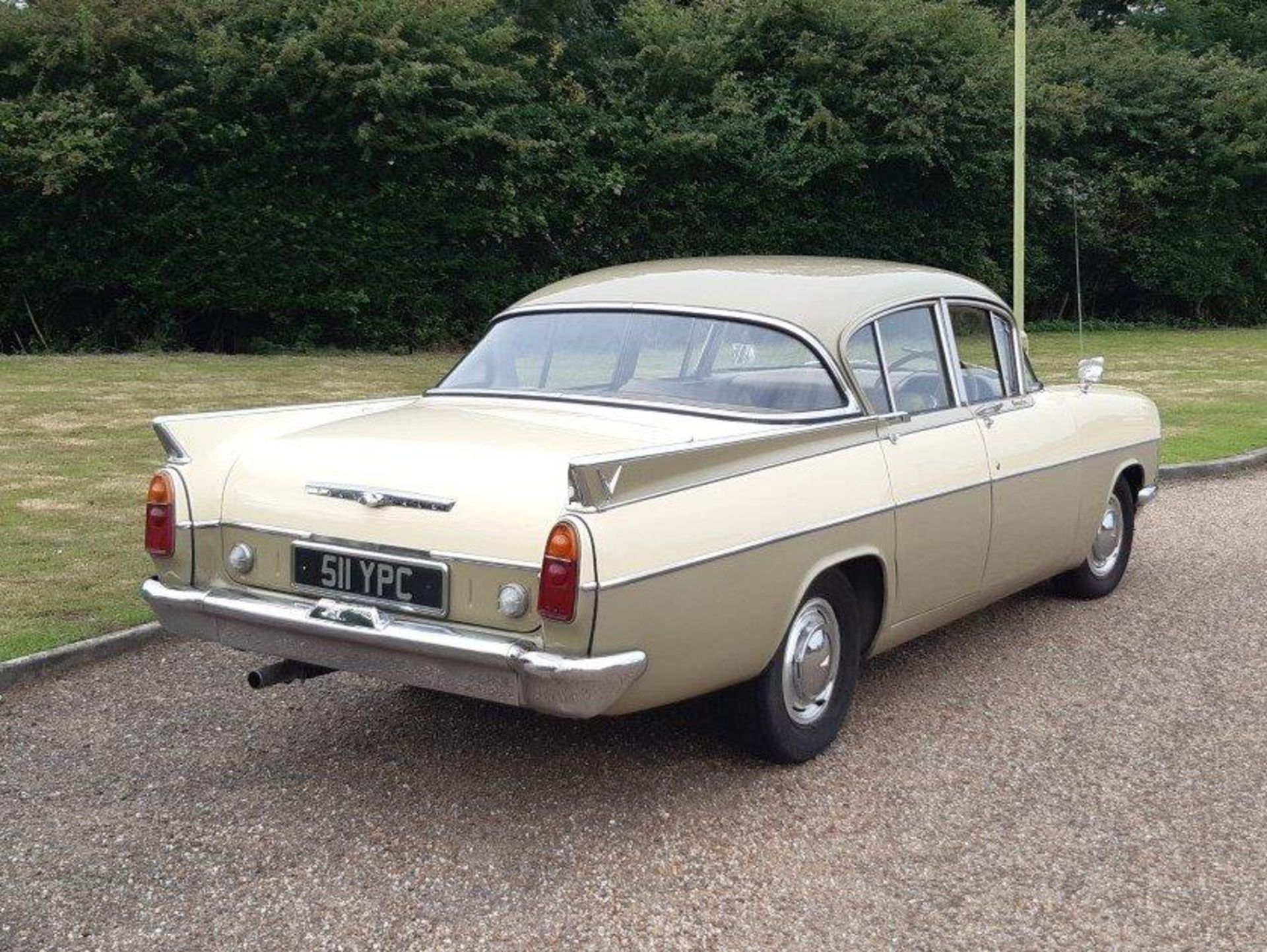 1962 Vauxhall Cresta PA - Image 2 of 9